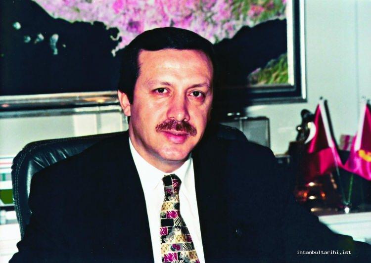 <p> Recep Tayyip Erdoğan<br />
<br />
(27.03.1994-06.11.1998)</p>