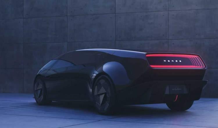 <p>Honda, tüketici elektroniği fuarı CES 2024'te elektrifikasyon stratejisi doğrultusunda 'Honda 0' Serisi’nin iki konsept modelinin tanıtımını gerçekleştirdi.</p>
