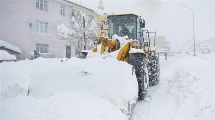 <p>Kuvvetli ve yoğun kar yağışlarının 14.01.2024 Pazar günü akşam saatlerinden sonra etkisini kaybetmesi bekleniyor.</p>

