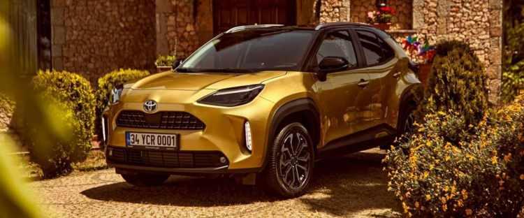 <p>Toyota bu özel kampanyayı genellikle geniş aileler tarafından tercih edilen 'Yaris Cross' modeli için, Ocak ayının sonuna kadar geçerli olacak şekilde hazırladı. Bu dev kampanya, sıfır araç sahibi olmak isteyenlere 170 bin TL’ye varan indirim fırsatı sunuyor.</p>