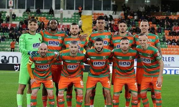 <p>15. Alanyaspor: 256.080.888 - 332.905.154</p>

