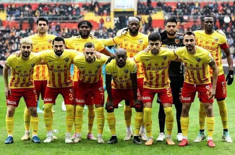 <p>9. Kayserispor: 242.722.140 - 315.538.782</p>
