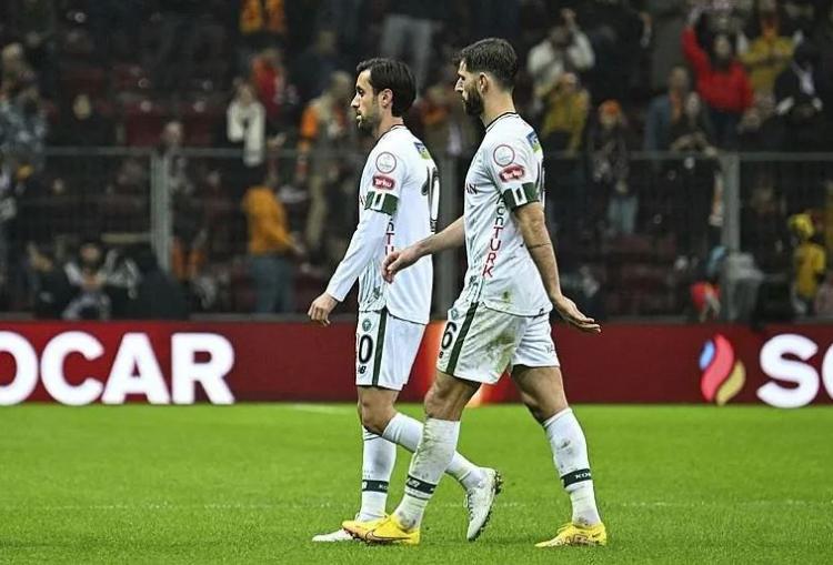 <p>8. Konyaspor: 327.856.954 - 426.214.040</p>
