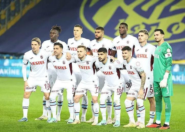 <p>6. Trabzonspor: 992.606.654 - 1.290.388.651</p>
