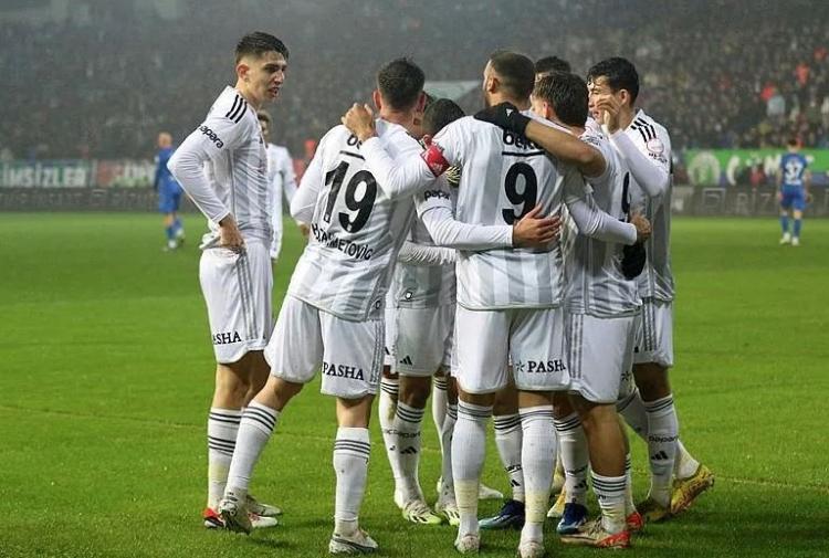 <p>3. Beşiktaş: 915.665.976 - 1.190.365.769</p>
