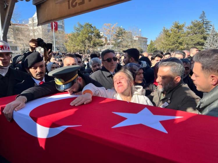 <p>AKSARARAY</p>
