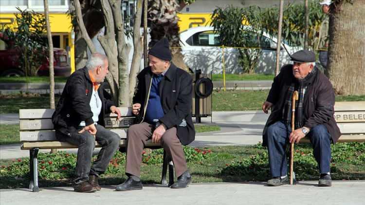 <p><strong>MUŞ</strong></p>

<p>Kadınlarda ortalama yaşam süresi: 80,6</p>

<p>Erkeklerde ortalama yaşam süresi: 75,4</p>

<p>Ortalama: 78,0</p>

