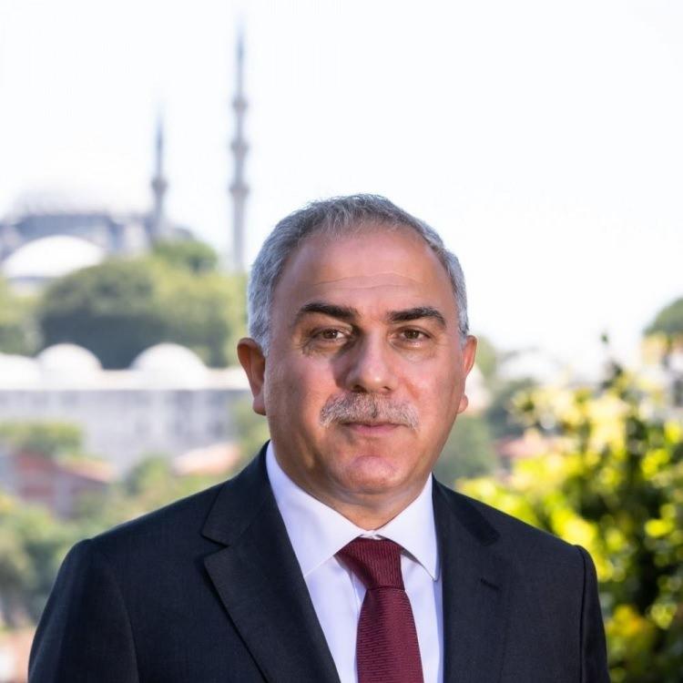 <p>Fatih Belediye Başkanı Ergün Turan, yeniden aday oldu.</p>
