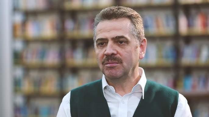 <p><strong>GAZİOSMANPAŞA</strong></p>

<p> </p>

<p>Gaziosmanpaşa Belediye Başkanı Hasan Tahsin Usta, yeniden aday oldu.</p>
