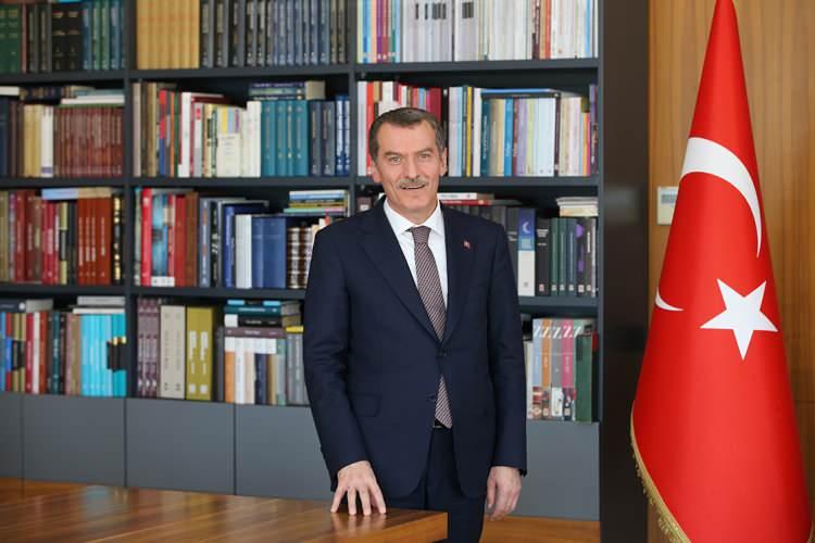 <p><strong>ZEYTİNBURNU</strong></p>

<p> </p>

<p>Zeytinburnu Belediye Başkanı Ömer Arısoy, yeniden aday oldu.</p>
