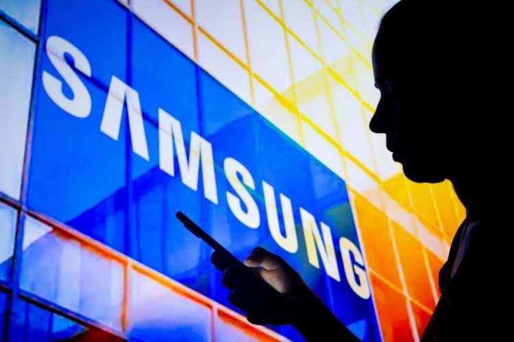 <p><strong>2. Samsung</strong></p>

<p> </p>

<p>2023 pazar payı yüzde 19,4</p>
