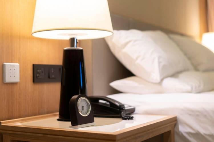 <p>Dinlendirici bir tatil için para harcadığınızı ancak tüm zaman boyunca izlendiğinizi fark ettiğinizi düşünün.</p>
<p> </p>
<p>Bu kulağa yeni bir korku filminin konusu gibi gelse de, ne yazık ki birçok gezgin için bir gerçek haline gelmiştir.</p>