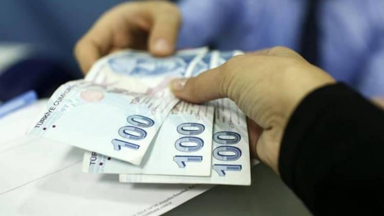 <p>ARALIK MAAŞI:<strong> 8.500,00</strong></p>
<p>Yüzde 37.57 zamlı maaş: 11.693,45<br />
Yüzde 42.6 zamlı maaş:<strong> 12.121,00</strong></p>