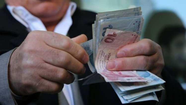 <p>ARALIK MAAŞI: <strong>8.600,00</strong></p>
<p>Yüzde 37.57 zamlı maaş: 11.831,02<br />
Yüzde 42.6 zamlı maaş: <strong>12.263,60</strong></p>