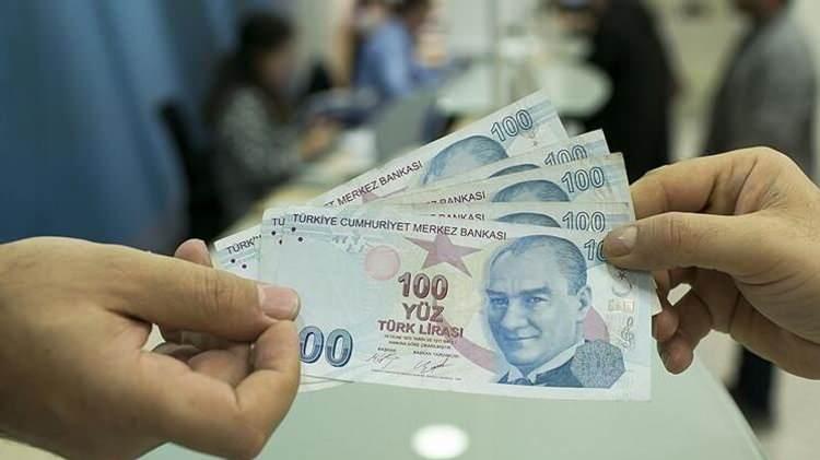 <p>ARALIK MAAŞI:<strong> 9.400,00</strong></p>
<p>Yüzde 37.57 zamlı maaş: 12.931,58<br />
Yüzde 42.6 zamlı maaş:<strong> 13.404,40</strong></p>