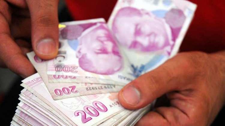 <p>ARALIK MAAŞI: <strong>9.700,00</strong></p>
<p>Yüzde 37.57 zamlı maaş: 13.344,29<br />
Yüzde 42.6 zamlı maaş:<strong> 13.832,20</strong></p>