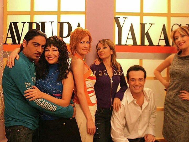 <p><strong>6 sezon boyunca Türk televizyon tarihinde yer alan Avrupa Yakası, durum komedisi türü ile en uzun izlenen filmler arasına kendini yazdırmayı başarmıştı.</strong></p>

<p> </p>
