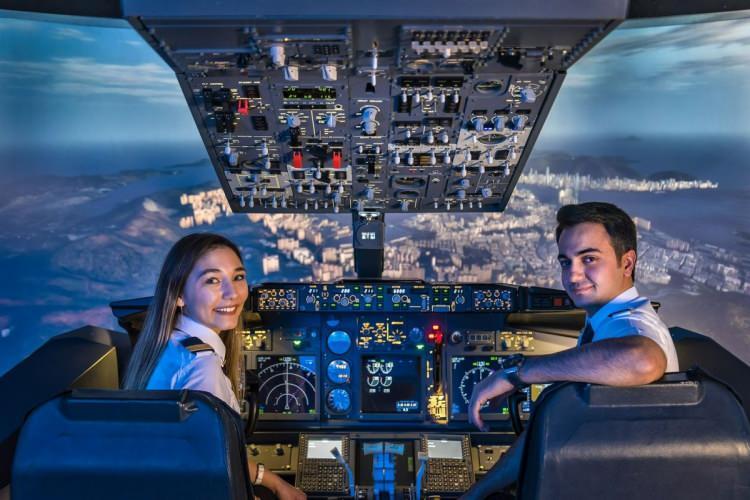 <p><span style="color:#B22222"><strong>5- PİLOTLUK</strong></span></p>
<p><strong>Geleceğin mesleği olarak tanımlanan Pilotluk havacılığın gelişmesiyle birlikte en çok aranan mesleklerden biri oldu. üst düzey bir sorumluluk gerektiren Pilotluk e n çok kazandıran meslek dalları arasında yerini aldı. </strong></p>
