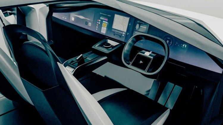 <p>Bloomberg'in son raporu, Cupertino'nun elektrikli araçlara yönelik ilk girişimine ilişkin beklentileri yeniden alevlendirdi. 2028 gibi kısa bir süre içinde gelecek olan Apple Car, dünya için sınırlı özerkliğe sahip olacak.</p>
