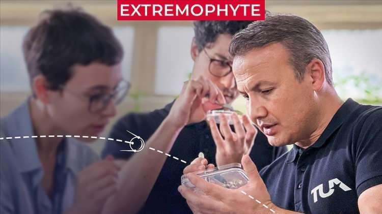 <p>Geçtiğimiz haftalarda Anadolu Ajansı'na verdiği röportajda Türkiye'ye dönmesinin en önemli sebeplerinden birinin de yıllardır gençlere uzay hakkında verdiği eğitimlere devam etmek olduğunu aktaran Yıldız, sözlerini şöyle sürdürmüştü:</p>

<p>"Türkiye'nin birçok yerinde hali hazırda bilim merkezleri var. Gençlerin bilime ilgi duymasını ve temas etmesini sağlayan bu merkezlerde onlara bilimi sevdiren birçok deney yapılıyor. Bugüne kadar bu merkezlerde binlerce öğrenciyle bir araya geldim. Bizim gibi bilimi meslek olarak yaşayan insanlarla karşılaşan birçok gencin, hayatını bilime yönlendirdiğine tanık oldum. Bu nedenle bilim merkezlerinin sayılarının artırılmasını çok istiyorum. Bazı şehirlerde bilim merkezleri hala yok. Örneğin şu anda Hakkari'de bir bilim merkezi yapmak için uğraşıyoruz. Gençlere bilim ve teknolojiye yönelmelerini, trendleri ve teknolojinin oluşturduğu yeni iş imkanlarını takip etmelerini tavsiye ediyorum."</p>

