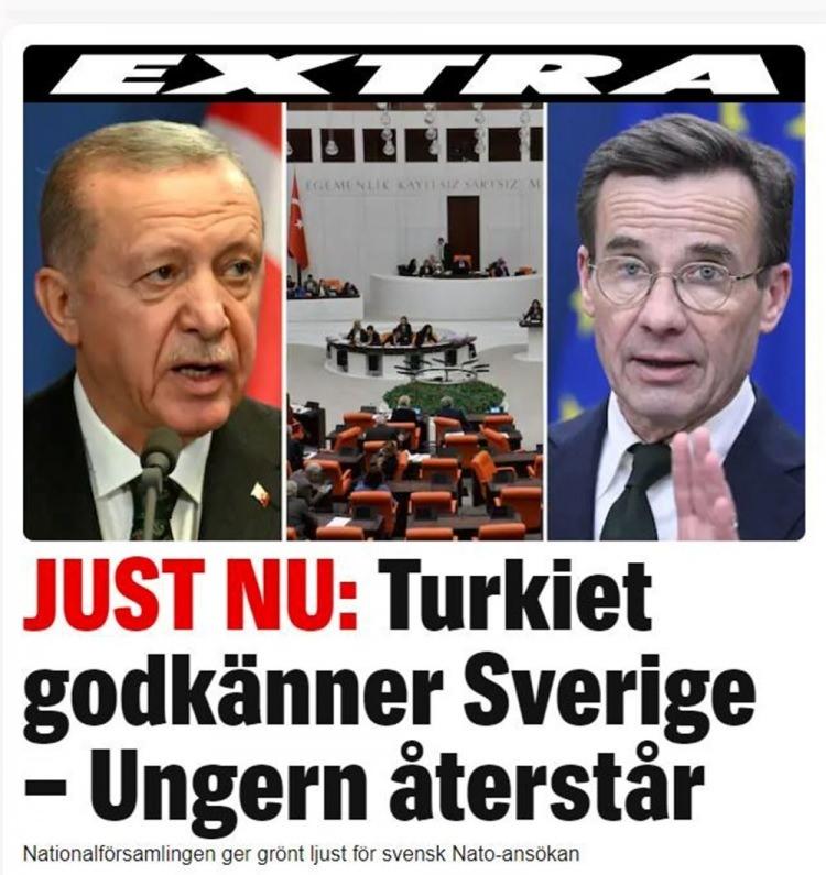 <p><strong>İSVEÇ/EXPRESSEN</strong></p>
<p>İsveç'in en yüksek tirajlı gazetelerinden Expressen, TBMM'den onay alan İsveç'in NATO üyeliğini son dakika olarak duyurdu.</p>