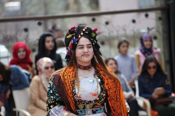 <p>HAKKARİ</p>
