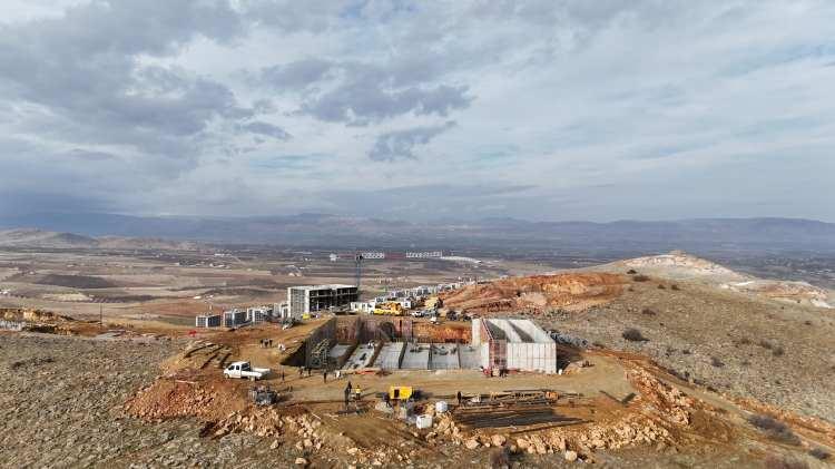 <p>Gaziantep: 15.160</p>