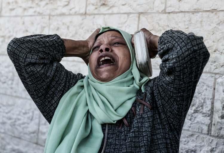 <p>İşte kundaktaki bebeği bile bombalayan İsrail'in gerçek yüzü... </p>