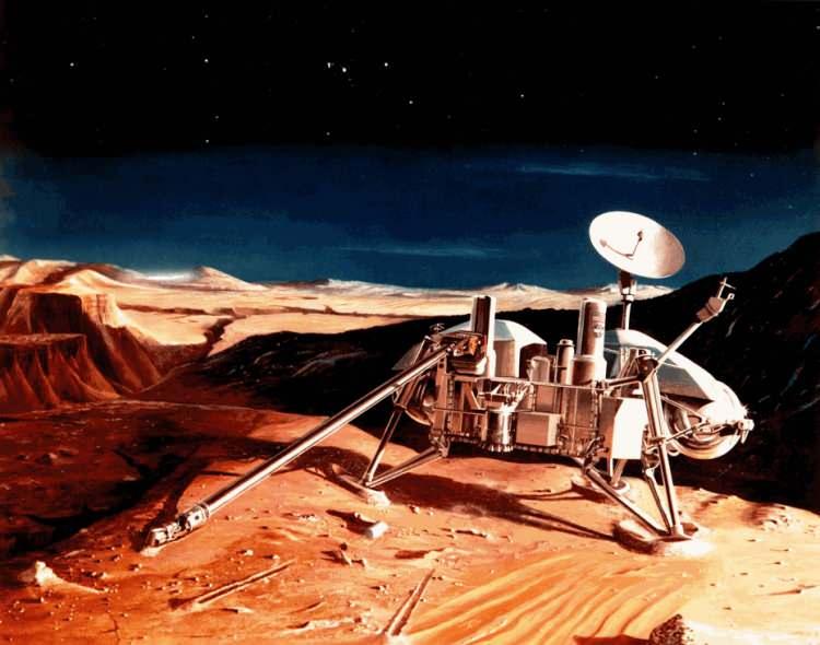 <p>Keşif araçları, yıllarca yüzeyde çalışarak Mars çevresi hakkında veriler topladı ve yaşam bulgusu aradı.</p>
<p> </p>
<p>Birçok fotoğraf çeken araçlar, Mars yüzey çevresinin kimyasını inceleyerek "regolit" adlı Mars tozunda bulunan mikroorganizmaların test edilmesini sağladı.</p>