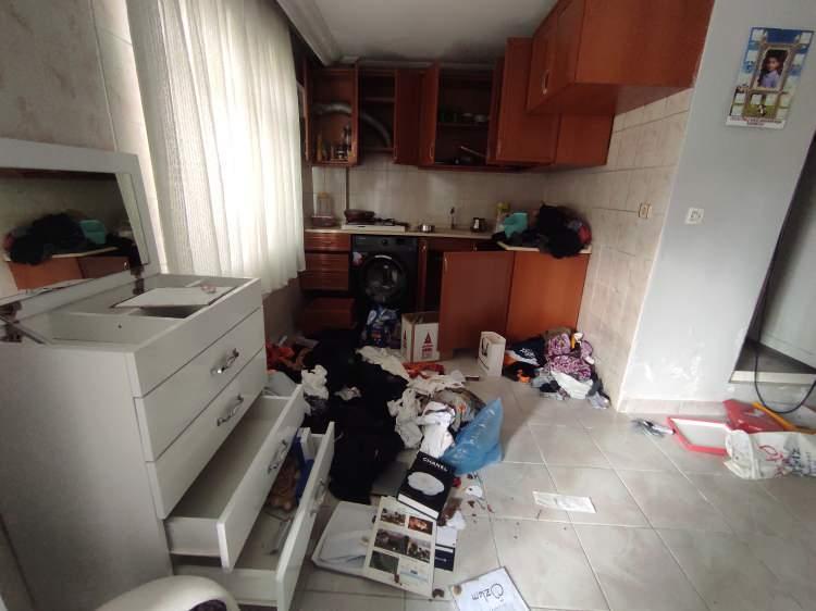 <p>Asayiş Şube Müdürlüğü'ne getirilen zanlının önümüzdeki saatlerde ifadesinin alınması bekleniyor.</p>