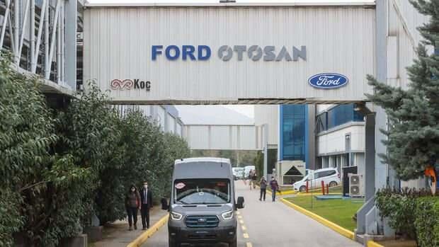 <p><strong> <span style="color:#B22222">FORD OTOSAN</span>  |  23 BİN 717 ÇALIŞAN</strong></p>
