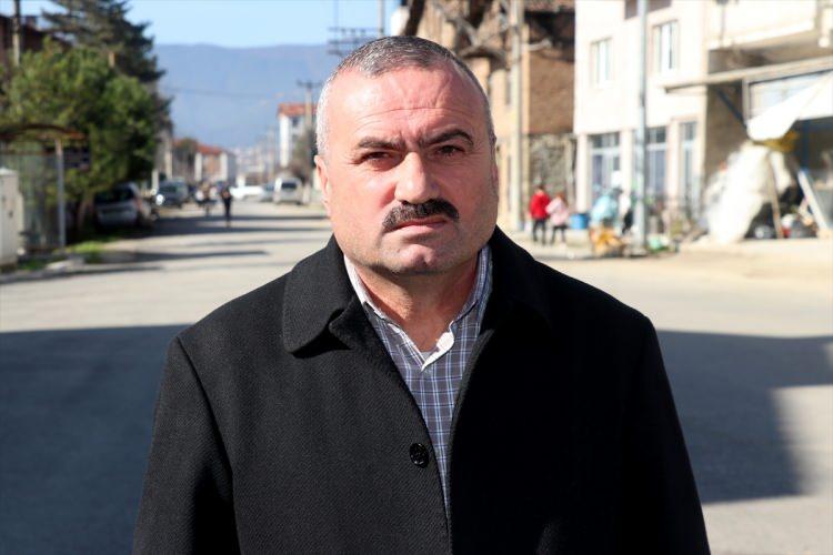 <p>Köy muhtarı Osman Alkan, AA muhabirine, 6 bin 64 kayıtlı nüfusla Türkiye'nin en kalabalık köyü unvanını alan Bostanbükü'nde önemli oranda tarım ve hayvancılık faaliyetlerinin yapıldığı belirtti.</p>