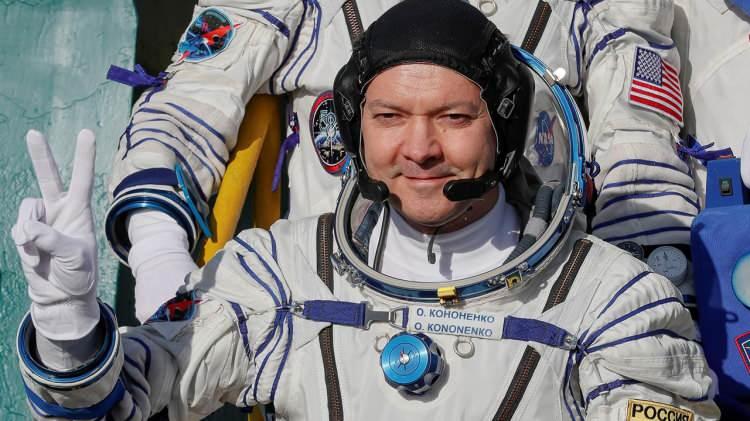 <p>Rus kozmonot Oleg Kononenko, Uluslararası Uzay İstasyonu'nda 878 günden fazla kalarak bir insanın uzayda geçirdiği en uzun süreye ilişkin yeni bir rekor kırdı.</p>
