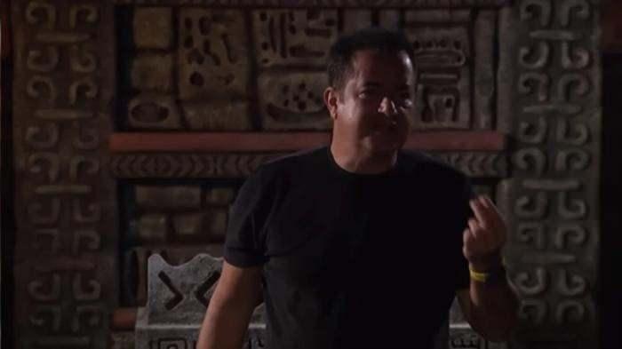 <p>Yeni b&ouml;l&uuml;m&uuml;n fragmanında Acun Ilıcalı'nın Nagihan'la konuştuğu g&ouml;r&uuml;l&uuml;yor. Ilıcalı, "Kendin dayanamadın. Dayanamıyorsun da. &Ccedil;ok g&uuml;zel birliktelik yaşadık. Yıllarca da g&uuml;zel birlikteliğimiz oldu. Tadını ka&ccedil;ırmadan... Neyi bekliyorsun? Her dakika olay &ccedil;ıkaracaksın, biz de tamam mı diyeceğiz?" derken Nagihan'ın ise tek başına konseyden ayrıldığı g&ouml;r&uuml;l&uuml;yor. Fragmanın yayınlanmasının ardından Nagihan'ın diskalifiye edildiği iddia edildi.</p>

<p>&nbsp;</p>
