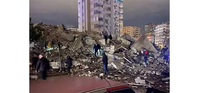 <p>Kahramanmaraş’ta 70 kişinin hayatını kaybettiği Bad-ı Saba konutları ile ilgili yaptığı araştırma sonuçlandı.Yapılan araştırma sonunda çıkan raporda, "Çelik donatı çubuğu örnekleri üzerinde gerçekleştirilen çekme deneyi sonuçları değerlendirildiğinde, temel, perde, kolon, kiriş ve döşeme yapımında kullanılan nervürlü donatı çubuklarının ilgili standartta S420 için belirtilen kriterleri sağladıkları tespit edildi."</p>