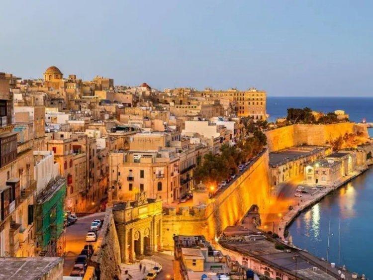<p><strong><span style="color:#B22222">24)  MALTA</span>  |  63.481</strong></p>
