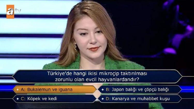 <p>Bir hayli heyecanlanan yarışmacı "Evet heyecanıma yenik düştüm. Mikroçip denildiğinde daha komplike bir şey düşündüm. Bu koltuğun heyecanını tatmak ayrı oluyormuş" ifadelerini kullandı.</p>
<p> </p>