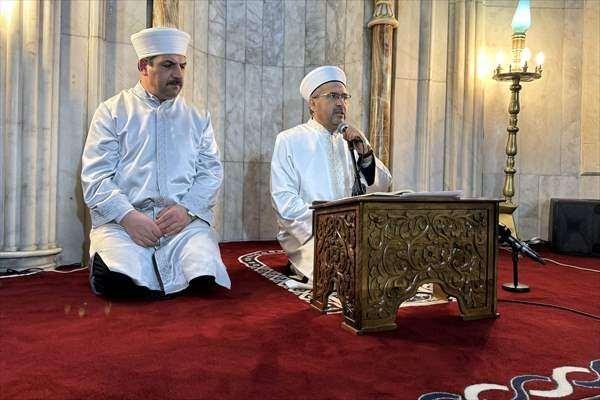 <p><strong>ELAZIĞ</strong></p>

<p>Elazığ'da İzzetpaşa Camisi'nde Mira&ccedil; Kandili dolayısıyla program d&uuml;zenlendi.&nbsp;</p>
