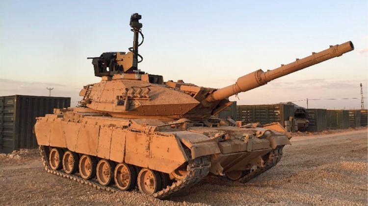 <p>Tank entegrasyonları dışında 'canlı kule eğitim maketi', 'masaüstü VOLKAN-M atış kontrol sistemi' ve 'fabrika seviyesi bakım/tamir' (FASBAT) gerçekleştirilmesi de proje kapsamında. TİYK - M60T Projesi kapsamında M60T tanklarına entegrasyonu gerçekleştirilecek olan sistemlerin tanklara entegrasyonu ve tankların bakım faaliyetleri Kayseri 2’nci Ana Bakım Fabrika Müdürlüğü’nde yürütülüyor. Projenin ilerleyen dönemlerinde, modernizasyon faaliyetlerinin Kara Kuvvetleri Komutanlığı envanterinde yer alan diğer M60T tanklarına da yaygınlaştırılması öngörülüyor.</p>