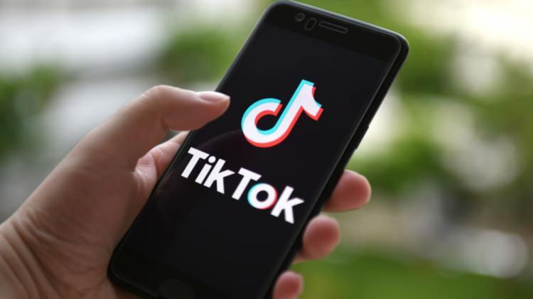 <p>Tiktok, geçtiğimiz yıl aktif kullanıcı sayısını neredeyse iki katına çıkartırken 689 milyon kullanıcıdan 1.3 milyar kullanıcıya ulaştıı.</p>
