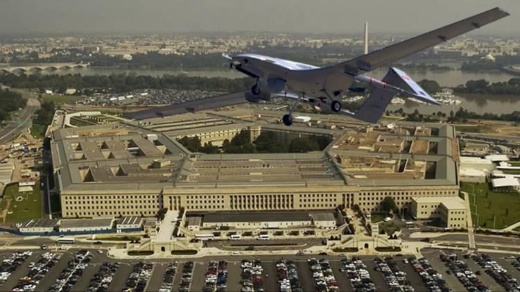 <p>ABD Virginia'daki Amerikan Savunma Bakanlığı Pentagon'un ana karargâh gezisine Türk İHA ve SİHA'ları damga vurdu.</p>
