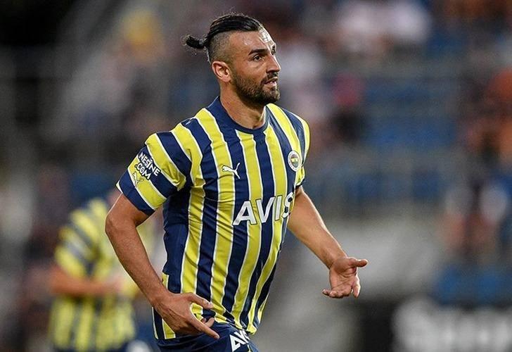 <p>SERDAR DURSUN<br />
Eski Takımı: Karagümrük<br />
Yeni Takımı:<br />
Fenerbahçe<br />
Mevkisi: Forvet<br />
Bonservisi: Sezon sonuna dek kiralık</p>
