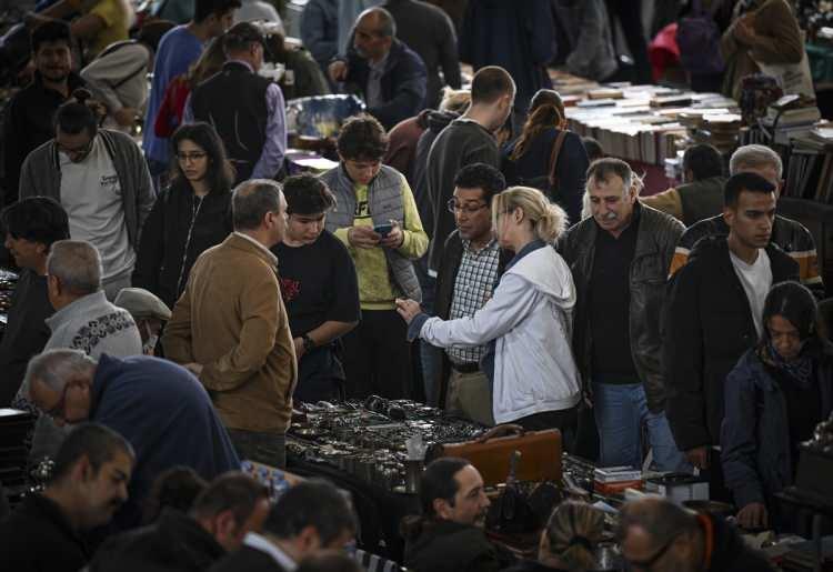 <p>Karab&uuml;k</p>

<p>91.760</p>
