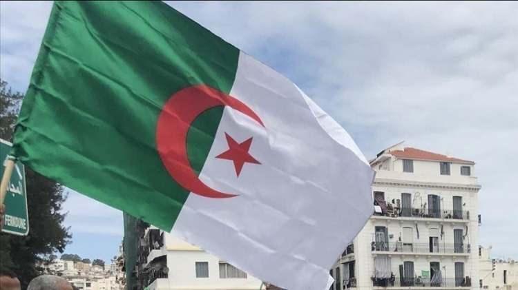 <p>34. sırada</p>
<p>Algeria</p>
<p>45,606,480</p>