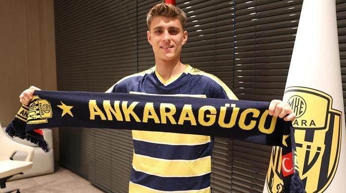 <p>KAZIMCAN KARATAŞ --> ANKARAGÜCÜ </p>
<p>Ankaragücü, Galatasaray'dan Kazımcan Karataş'ı transfer ettiğini resmen açıkladı. Genç oyuncu, sezon sonuna kadar kiralık olarak Ankara ekibinin kadrosuna katıldı.</p>