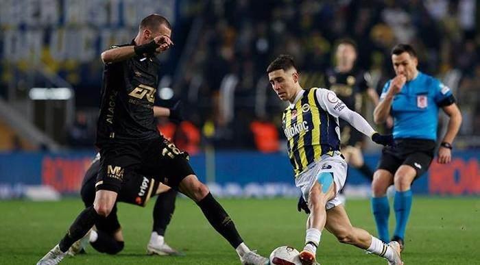 <p>EMRE MOR --> KARAGÜMRÜK </p>
<p>Trendyol Süper Lig ekiplerinden Fatih karagümrük, Fenerbahçe'den Emre Mor'u sezon sonuna kadar kiraladı.</p>