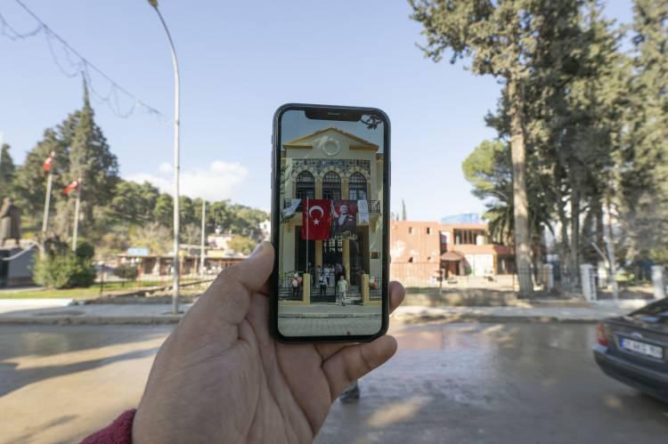 <p>11 ili etkisi altına alan depremin etkisine karşı devlet millet el ele projeler yürütülüyor. </p>
