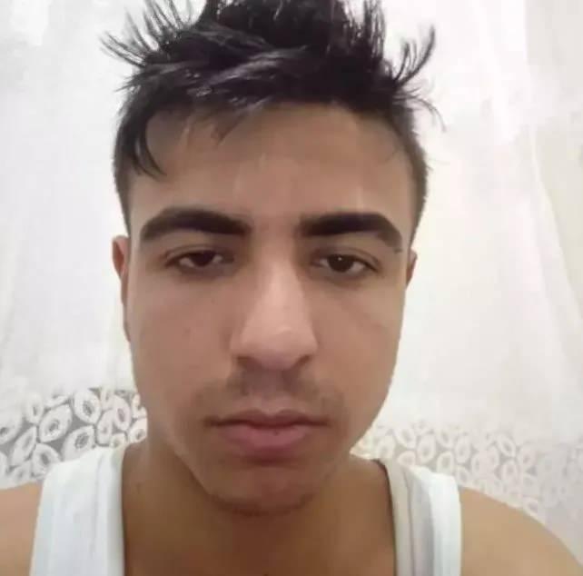 <p>Taksici Oğuz Erge'nin katil zanlısının yargılandığı dava 8 Mart'ta ertelendi. </p>

<p> </p>
