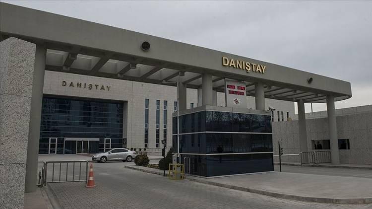 <p>Hakimler ve Savcılar Kurulu Birinci Dairesi tarafından, Isparta Sulh Ceza Mahkemesi tarafından tutuklanan FETÖ mensuplarını itirazen serbest bırakması sonucu hakkında inceleme ve soruşturma başlatılan M.Ç'nin eylemini FETÖ silahlı terör örgütünün amaç ve gayesi doğrultusunda yürütülen bir organizasyonun parçası olarak gerçekleştirdiği ortaya çıkmıştı.</p>

<p> </p>
