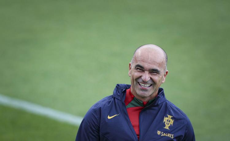 <p>21. Roberto Martinez</p>
